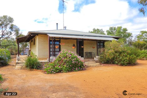 8 Vanzetti St, Muluckine, WA 6401