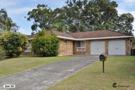 2 Seventeenth Ave, Stuarts Point, NSW 2441