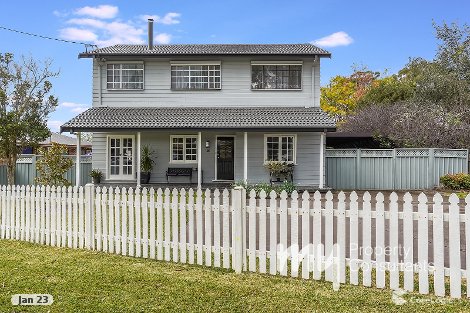 26 Macquarie Ave, Leumeah, NSW 2560