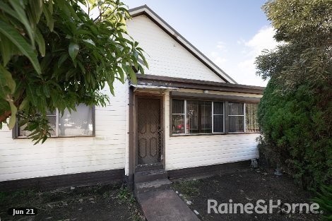 37 Groongal St, Mayfield West, NSW 2304