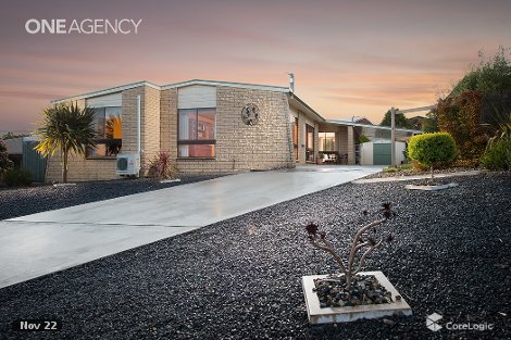 8 Damian Ave, Downlands, TAS 7320