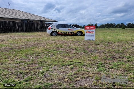 4 Kendrick Cct, Blackwater, QLD 4717