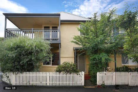 8 Smorgon Sq, Kensington, VIC 3031