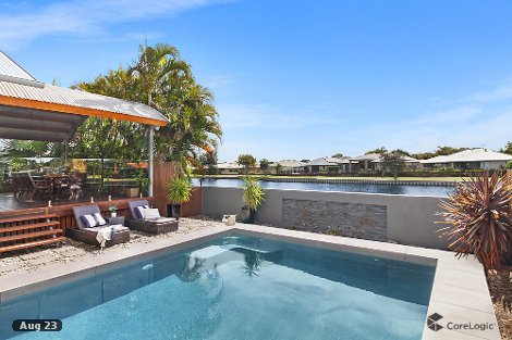 70 Biggs Ave, Beachmere, QLD 4510