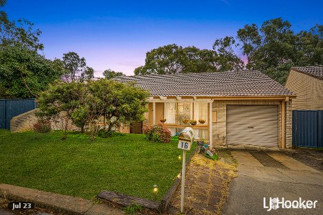 16 Brownlow Pl, Holt, ACT 2615