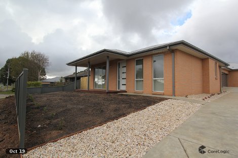 1/5 Broomfield Rd, Creswick, VIC 3363