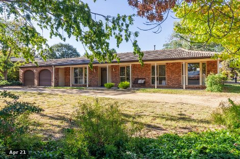 46 Barraclough Cres, Monash, ACT 2904