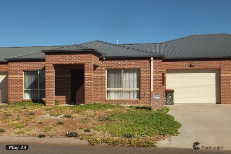 2/174 Woods St, Donald, VIC 3480