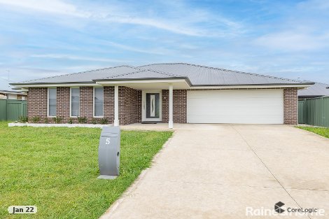 5 Lew Ave, Eglinton, NSW 2795