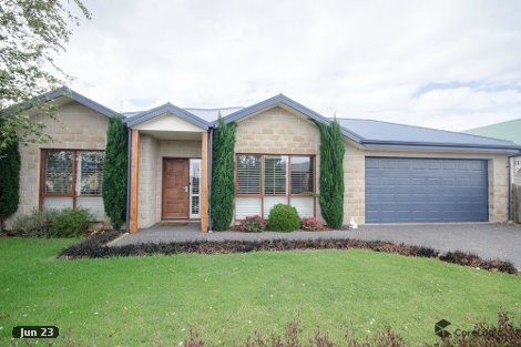 19 Supreme Cl, Koo Wee Rup, VIC 3981