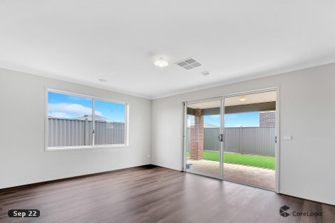 39 Bellerive Cres, Strathtulloh, VIC 3338