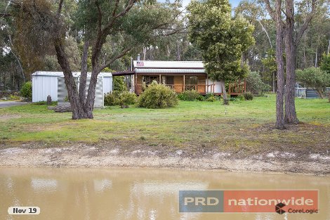 33 Cochrane Dr, Snake Valley, VIC 3351