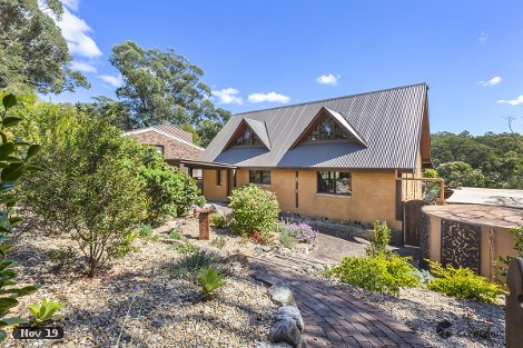 29 Roberts Pde, Hawkesbury Heights, NSW 2777