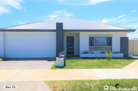 17 Waddington Loop, Haynes, WA 6112