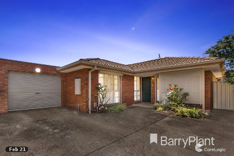 2/2 Gentzen Dr, Wyndham Vale, VIC 3024