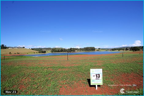 25 Waterfront Tce, Yungaburra, QLD 4884