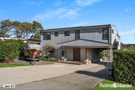 11 Berrellan St, Greenwell Point, NSW 2540