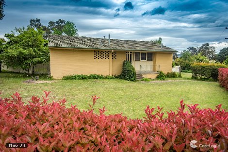 14 Eggleston Cres, Chifley, ACT 2606