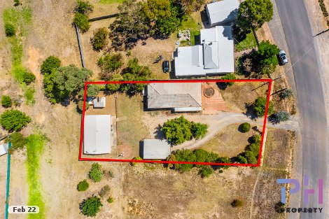 28 Brown St, California Gully, VIC 3556