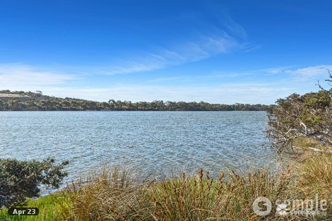 21a Kotisina Gdns, Lake Coogee, WA 6166