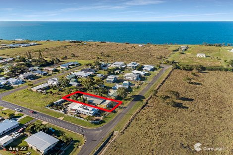 104 Sea Park Rd, Burnett Heads, QLD 4670