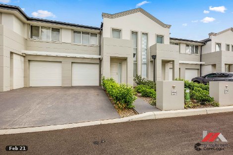 10 Highland Cl, Macquarie Links, NSW 2565