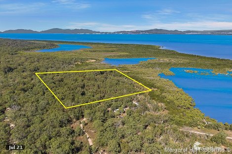 489 West Point Rd, West Point, QLD 4819