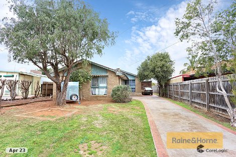 30 Hume Ave, Melton South, VIC 3338