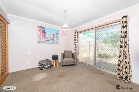 186 Southern Cross Dr, Latham, ACT 2615