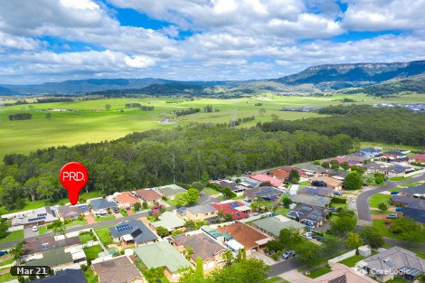 15 Selwyn Gr, Horsley, NSW 2530