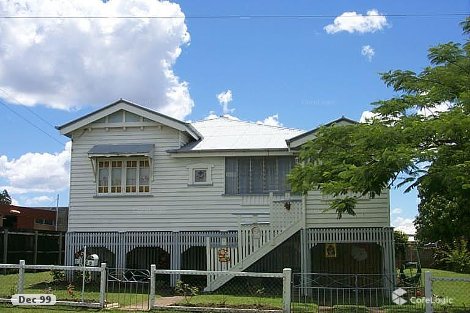 4 Booval St, Booval, QLD 4304