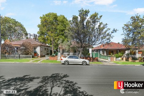 32 Leonard St, Bankstown, NSW 2200