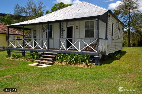 64 East St, Esk, QLD 4312