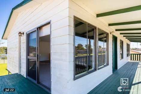 26 Campbell Pde, Mannering Park, NSW 2259