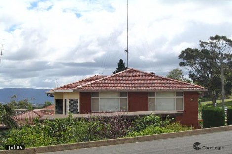 92 Lake Heights Rd, Lake Heights, NSW 2502