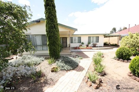 38 Rockley St, Nhill, VIC 3418