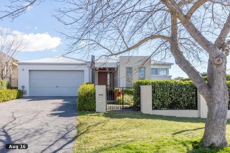 23 Mcintosh St, Queanbeyan, NSW 2620