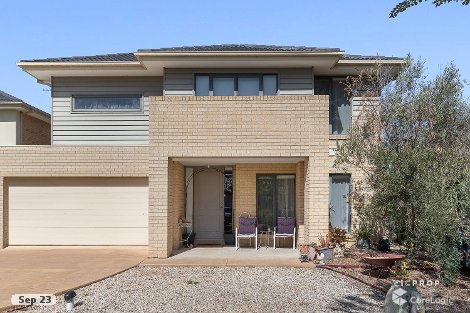 8 Trident Ct, Point Cook, VIC 3030