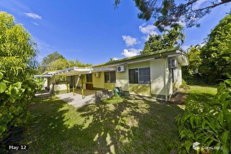 27 Maple St, Holloways Beach, QLD 4878