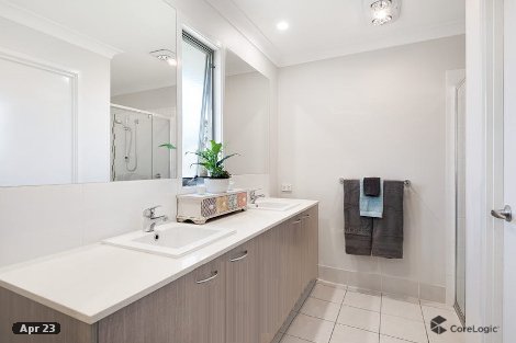 13 Scotland Cres, Cornubia, QLD 4130