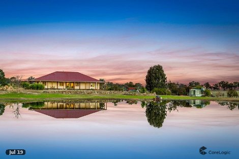 409 Schoolhouse Lane, Knowsley, VIC 3523