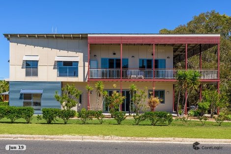 2 Zircon Ave, Rainbow Beach, QLD 4581