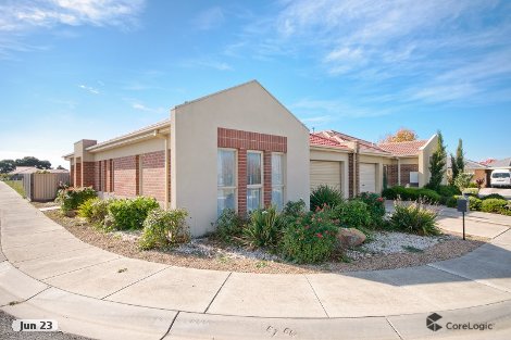 4 Decarla Cres, Roxburgh Park, VIC 3064