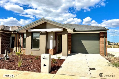 9 Palmdale Cres, Mambourin, VIC 3024