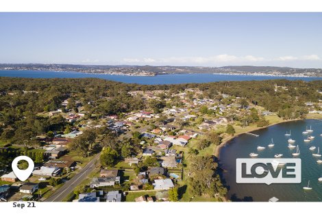 100 Bay Rd, Bolton Point, NSW 2283