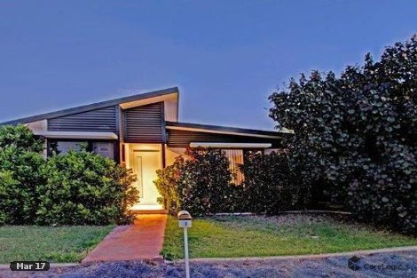 3 Wagari Dr, Baynton, WA 6714