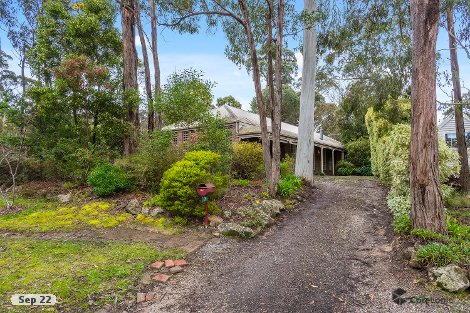 7 Kathryn Cres, Woodend, VIC 3442