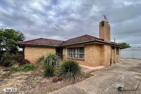 143 Station Rd, Melton South, VIC 3338