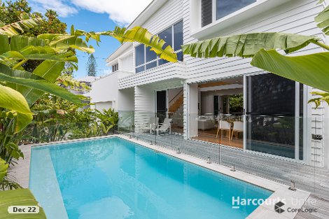 16 Fourth Ave, Scarborough, QLD 4020