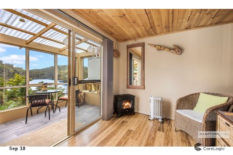 2 Crown Cir, Heybridge, TAS 7316